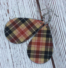 Load image into Gallery viewer, Plaid Leather Earrings
